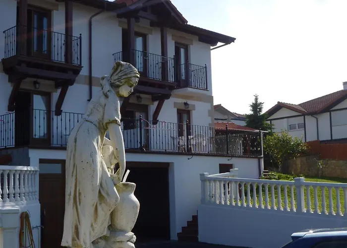 Apartamentos La Fuente De Enmedio