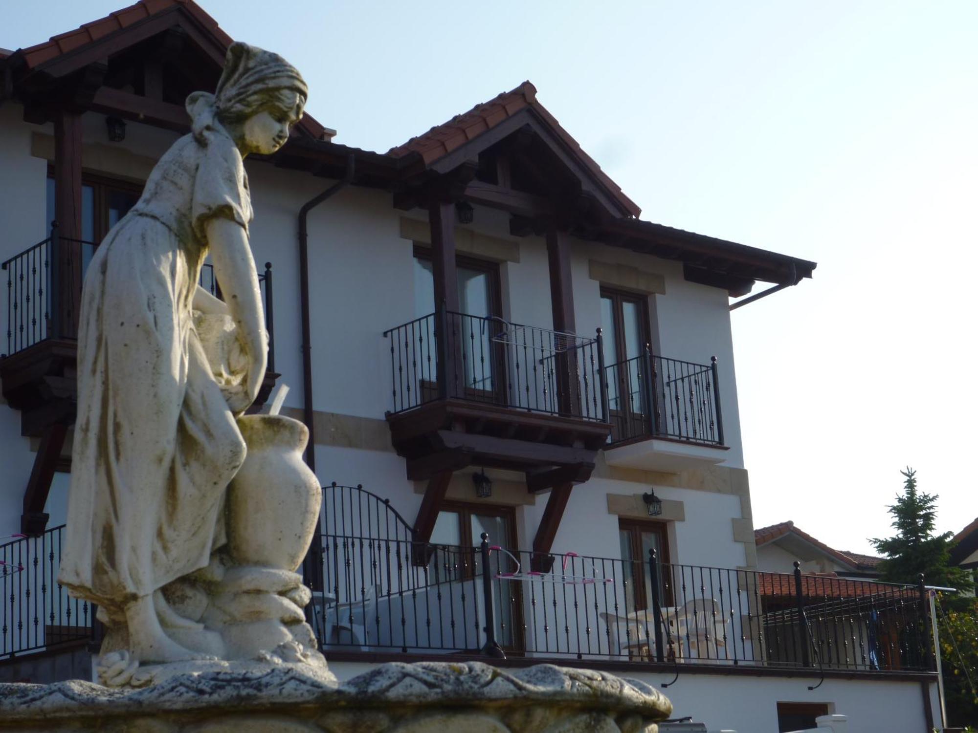 Apartment La Fuente De Enmedio