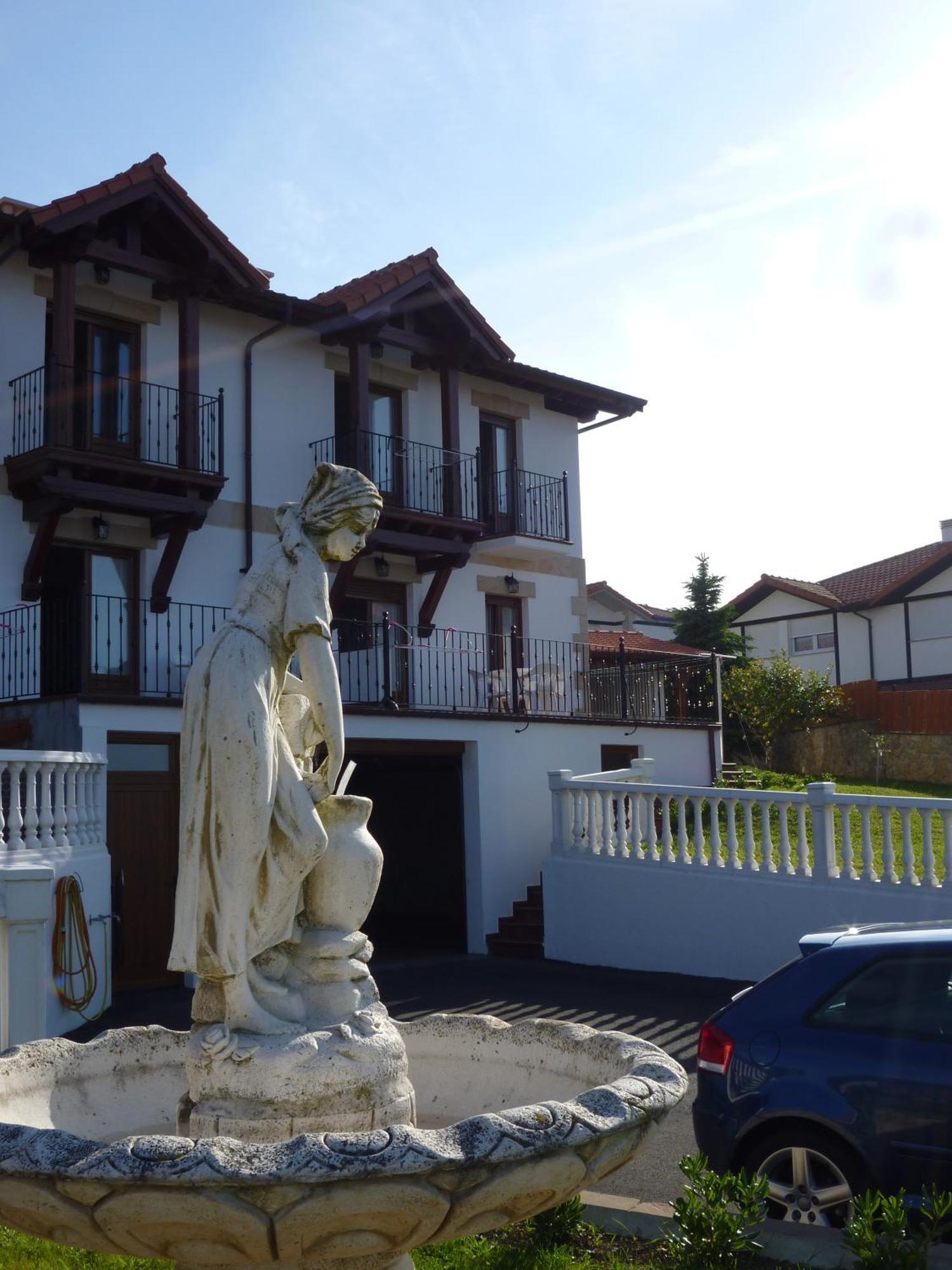 La Fuente De Enmedio Suances